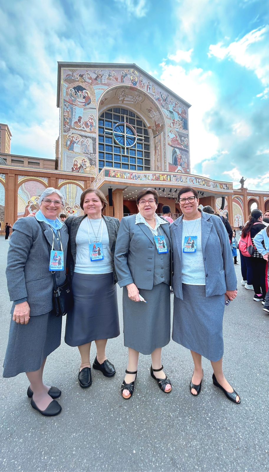 Irmãs missionárias no Santuário de Nossa Senhora Aparecida
